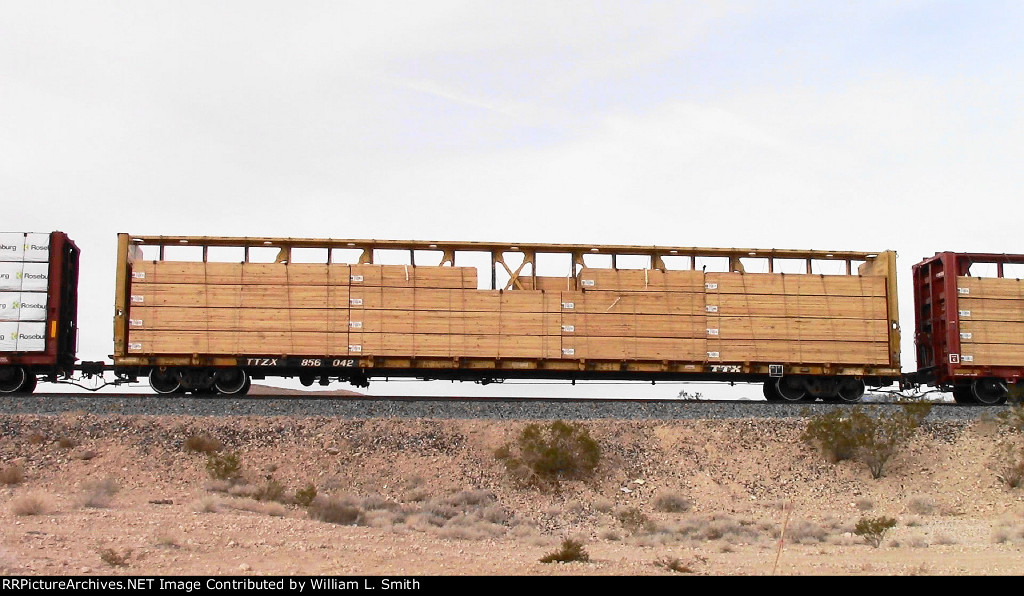 EB Manifest Frt at Erie NV W-Pshrs -47